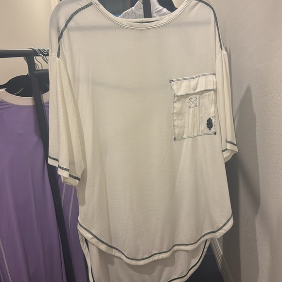 NWOT Free People FP Movement Etten Tee - Picture 4 of 5